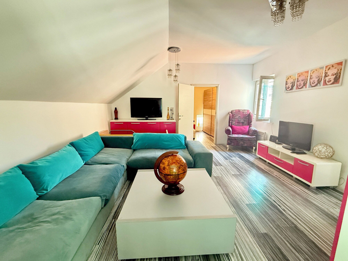 Others 5, Majka 2 Apartments