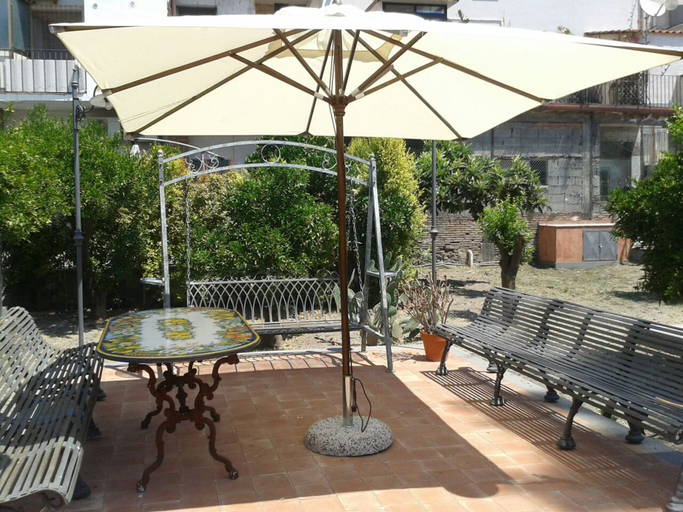 Others 5, The Garden in the City Center, Catania