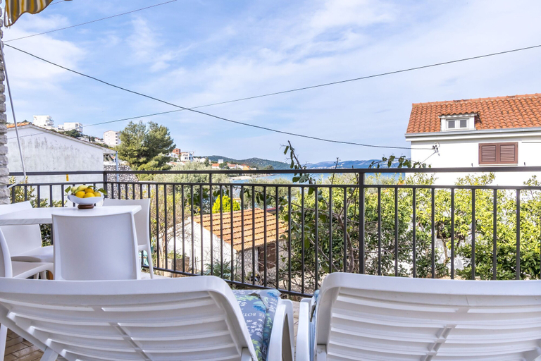 Balcony 4, House Holiday House, Okrug