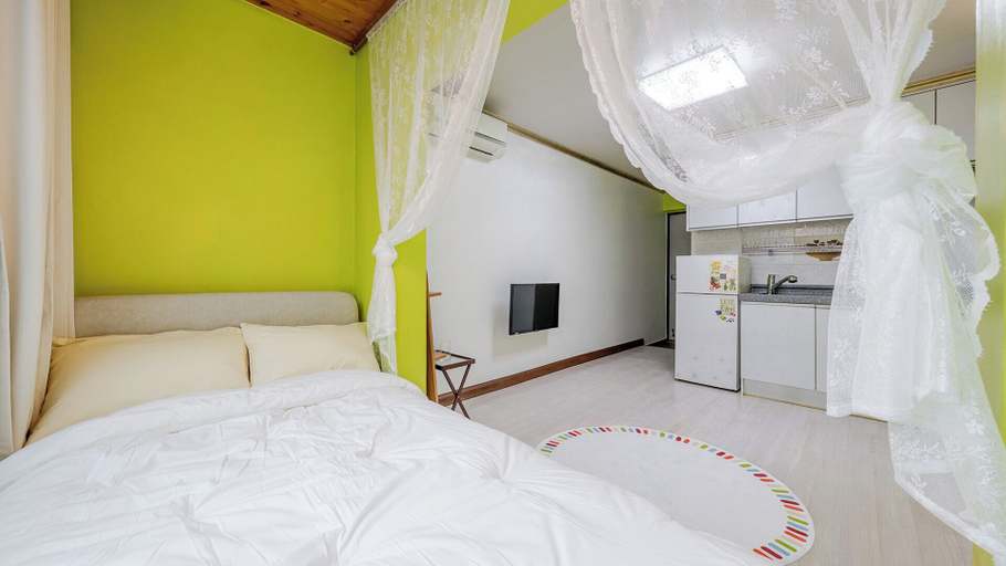 Room 3, Samcheok Haeparang Pension, Samcheok