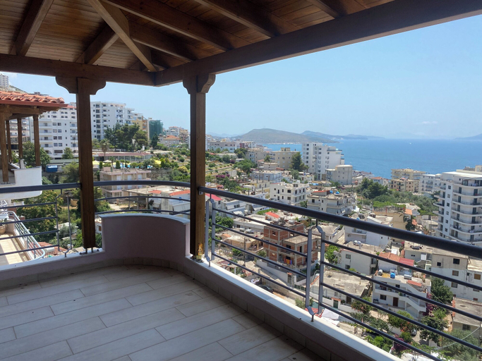 Balcony 3, Breeze Cuddling Your Holidays, Sarandës