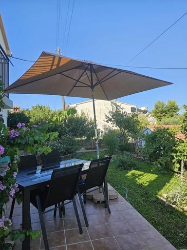 Garden 3, House Holiday House, Okrug