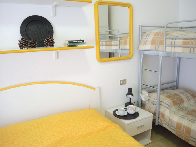 Others 5, Nice Apartment With Terrace and Swimming Pool, Venezia