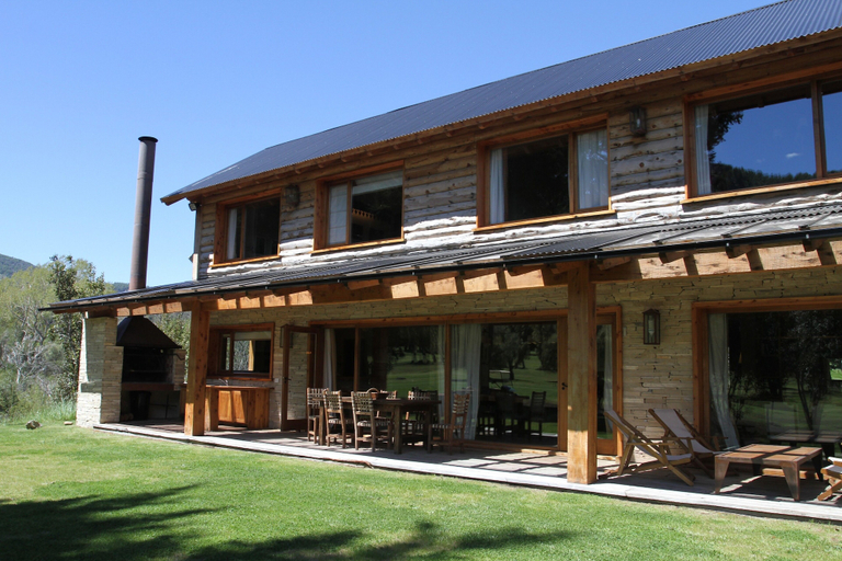 Exterior 3, Alhue - Casa en el Golf, Bariloche