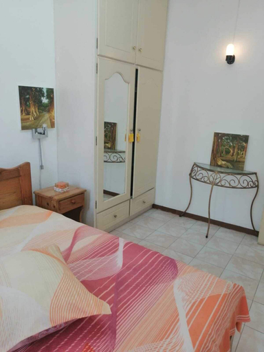 Others 4, Room-roommate for Rent in Flic en Flac, Black River