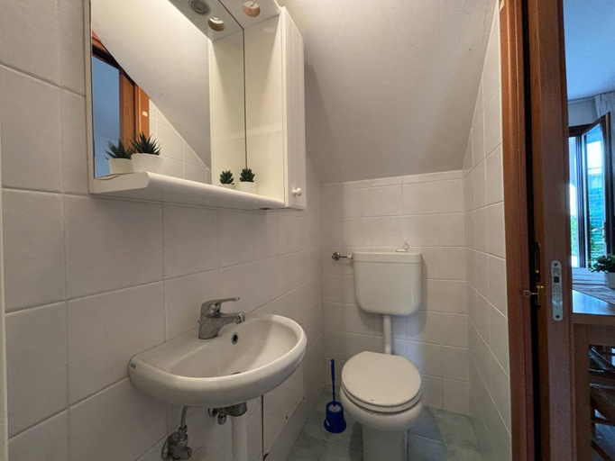 Bathroom 5, Holiday Apartment Nestled in a Residence With Pool, Venezia