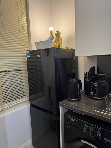 Interior 3, Modern 1-bedroom Flat in Trendy Leytonstone, London