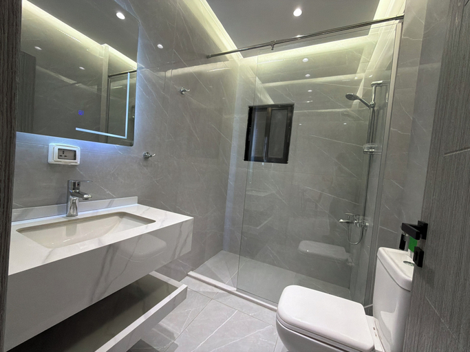 Bathroom 5, 301 JRE 2bedr Rooftop With Beautiful View, Wadi Essier