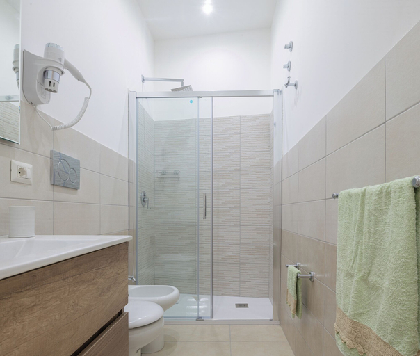 Bathroom 5, ELORO - Guest Houses, Syracuse