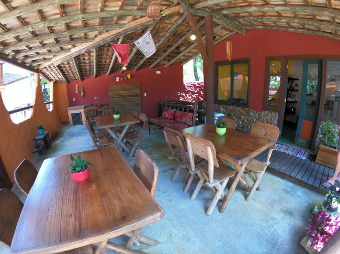 Outdoor dining 3, Solar del Nieto, Garopaba