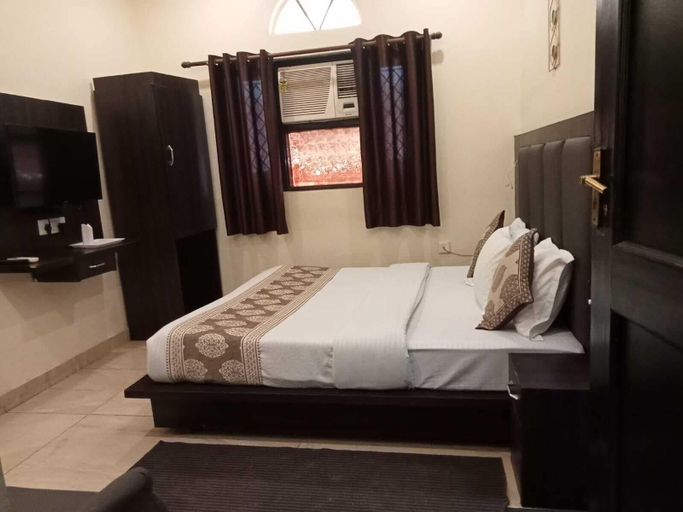 Bedroom 5, Hotel Sunder Palace, Dehradun