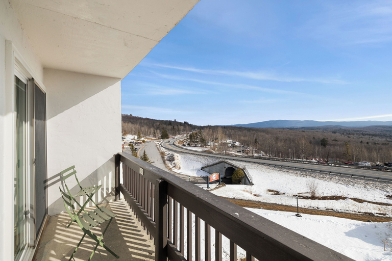 Mountain view 4, Sun Lodge near Manchester VT, Ascend Collection Hotel, Bennington