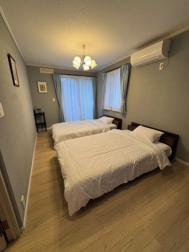 Room 3, IZUKAEN, Itō