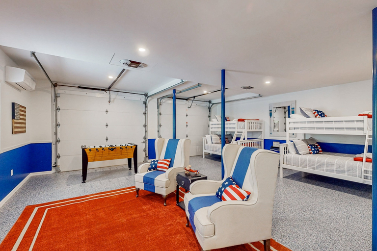 Room 2, Lakefront House With Breathtaking Views, Private Dock & Boat Launch, Spotsylvania