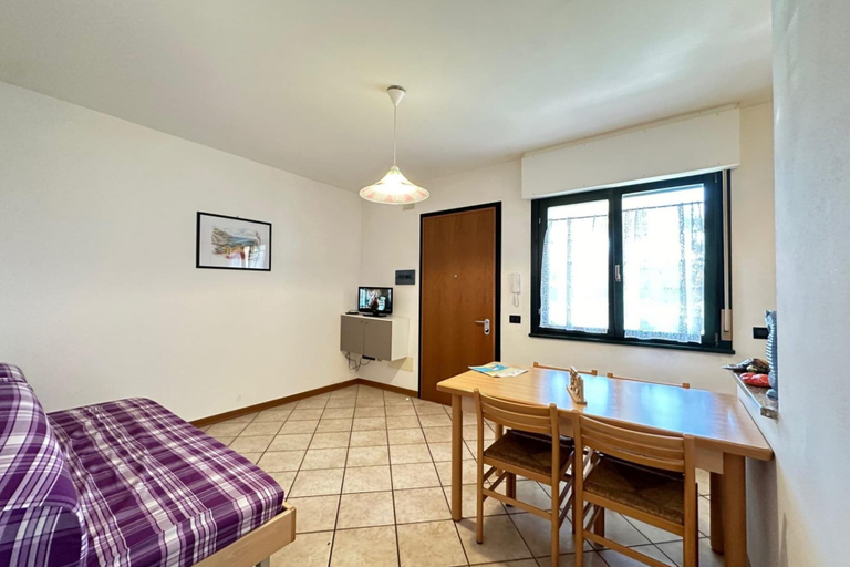Interior 3, Relaxing Getaway With Pool and Garden in Bibione, Venezia