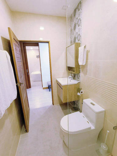 Bathroom amenities 2, Q Conzept 2bdr 2bthr 300m From the sea, Pulau Phuket
