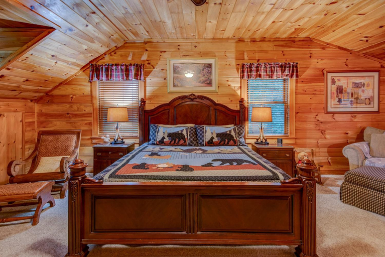 Bedroom 3, Carolina Charm - Hot Tub - Pool Table - Fire Pit-, Watauga