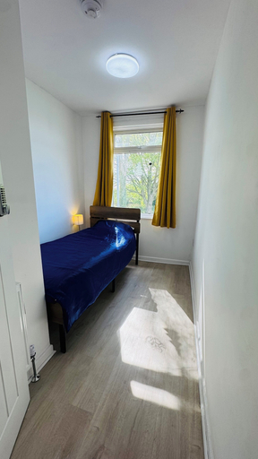 Room 2, Room-harecroft Lodge - Single and Double, Cambridgeshire
