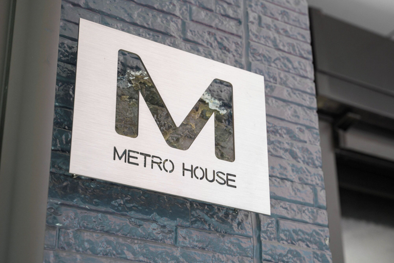 Exterior detail, Metro House Tsuruhashi - Self Check-In, Osaka
