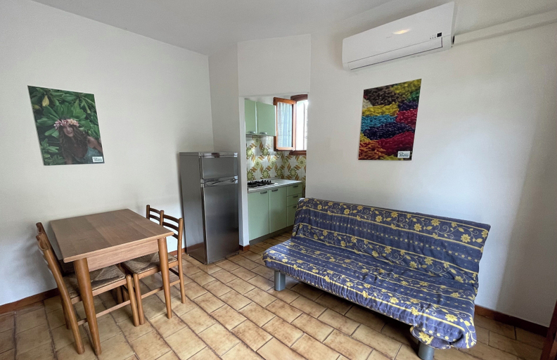 Living room 2, Accommodation With Shared Garden Close to the sea, Rovigo