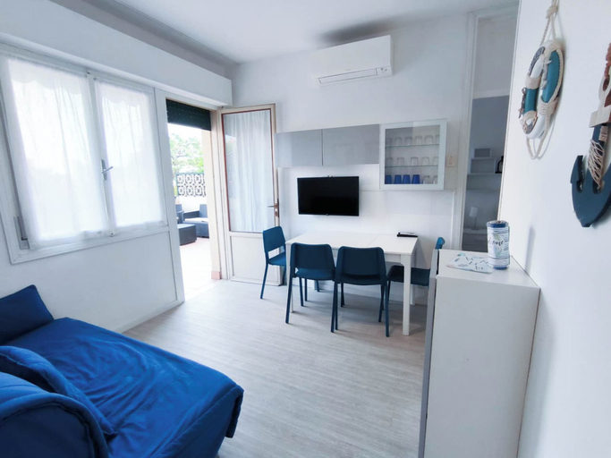 Room 4, Apartment With Balcony and Pool Access, Venezia