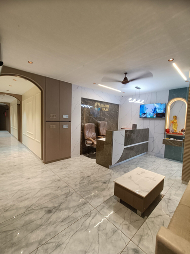 Lobby 4, Hotel Radhe Raas, Anand