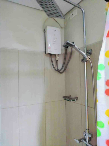 Bathroom 2, Relax in Pasay City at Shell Residences - Your Home Away From Home, Pasay City