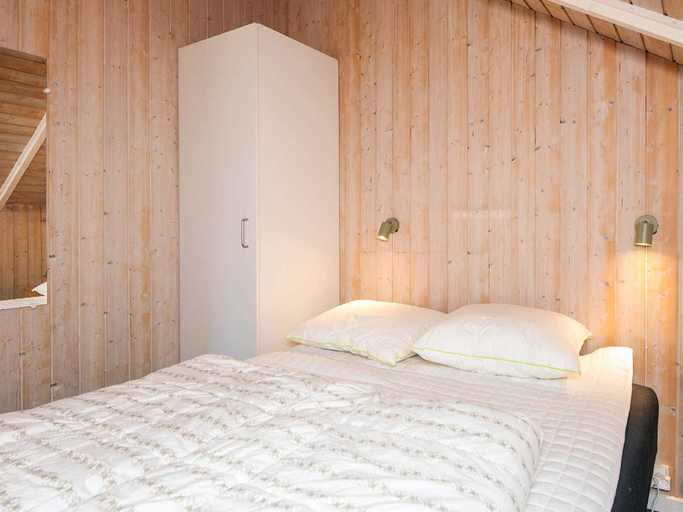 Bedroom 2, 4 star holiday home in Hejls, Kolding