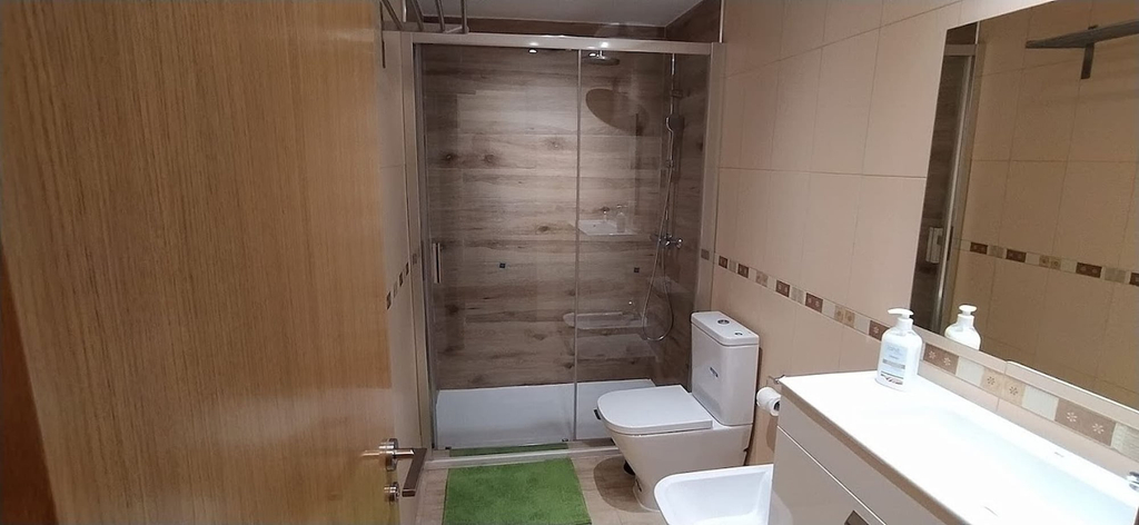Bathroom 2, Caracol "trail Mountain La Palma", Santa Cruz de Tenerife