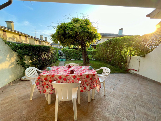 Others 1, Townhouse With Garden and Shared Pool, Venezia