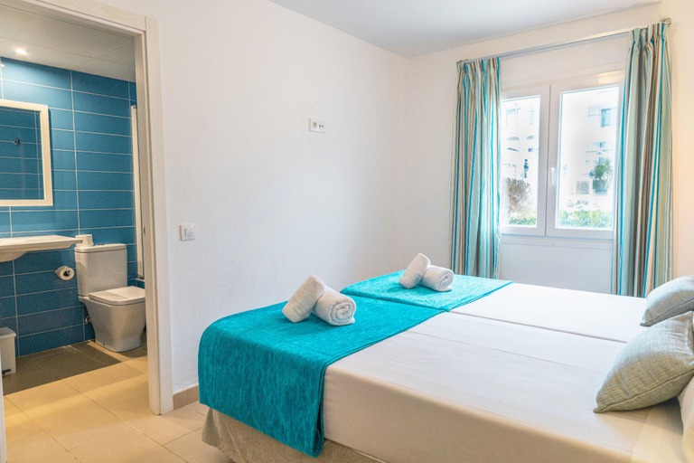 Bedroom 3, Seth Mestral & Llebeig, Baleares