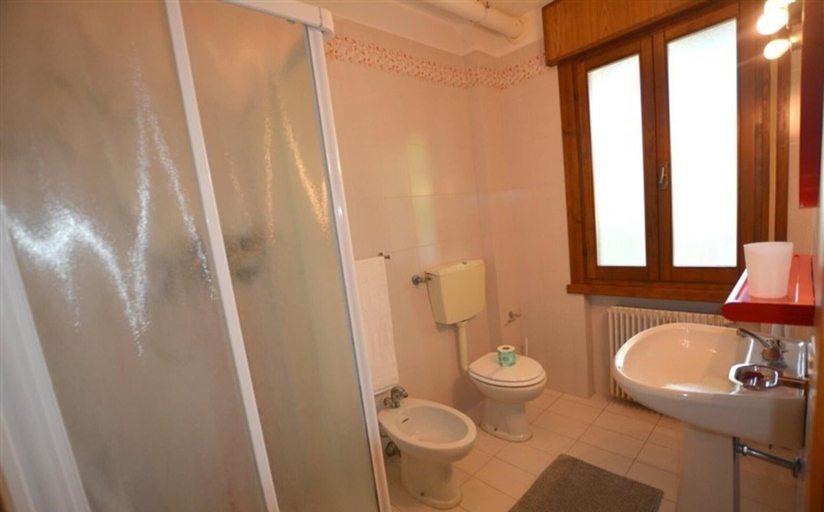 Bathroom, Elegant Studio Near the Beach in Lignano, Udine