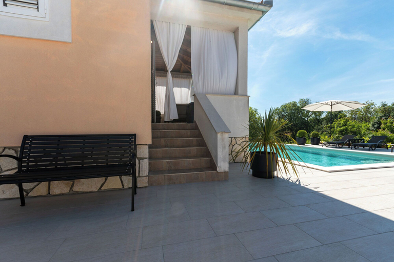 Outdoor pool 5, Villa Kala Entire Villa With Private Pool, Bilice