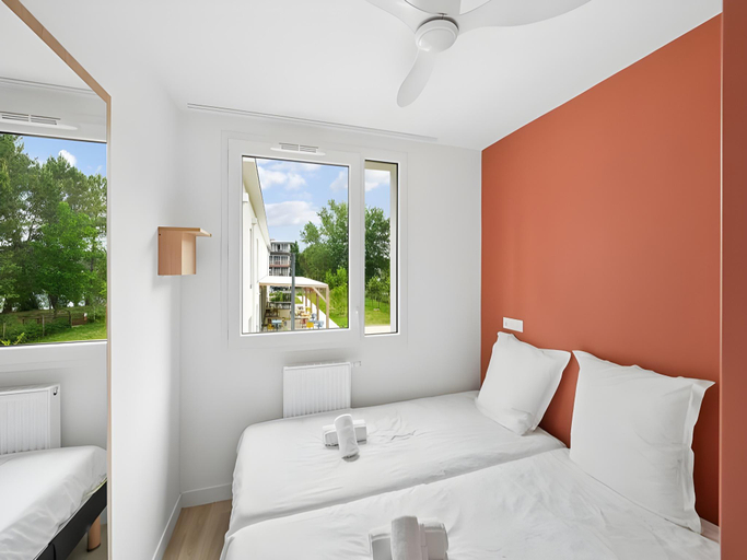 Bedroom 3, All Suites Appart Hôtel - Bassin d'Arcachon - Dune du Pilat, Gironde