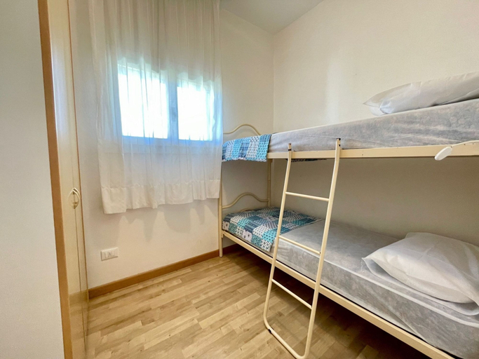 Bedroom 2, Relax in a Villa With Private Garden, Venezia