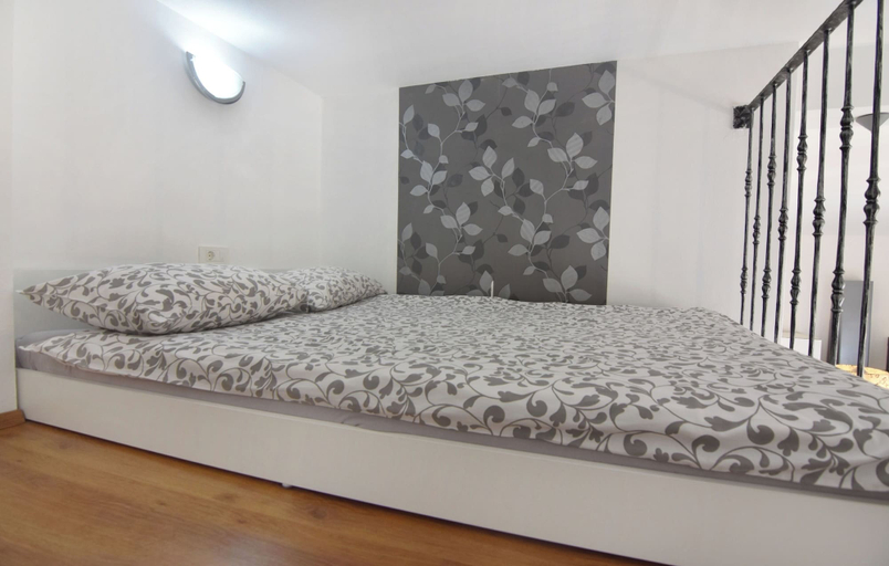 Room 3, Modern Studio With Terrace, Umag