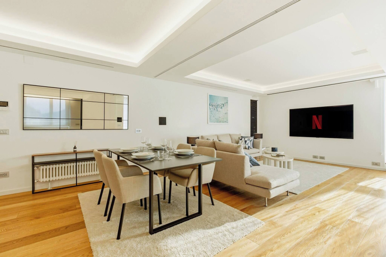 Dining room 3, Generoso Luxury Lake View Suite in Lugano, Lugano
