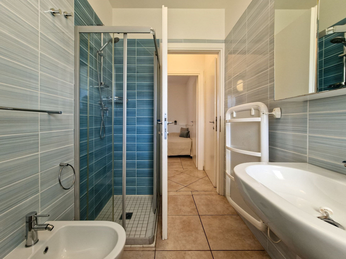 Room 5, Family Friendly Apartment With Parking, Venezia