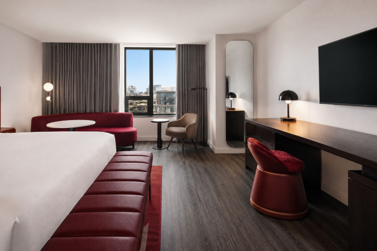 Room 2, Broadview Suites Toronto, Toronto