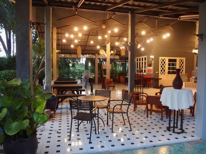 Food & Drinks 4, Muaan Resort, Muang Suphanburi