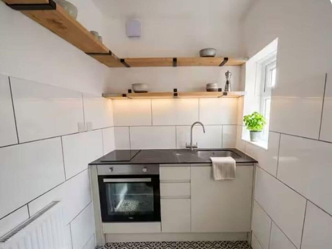 Interior 4, Heathfield Garden Retreat, London