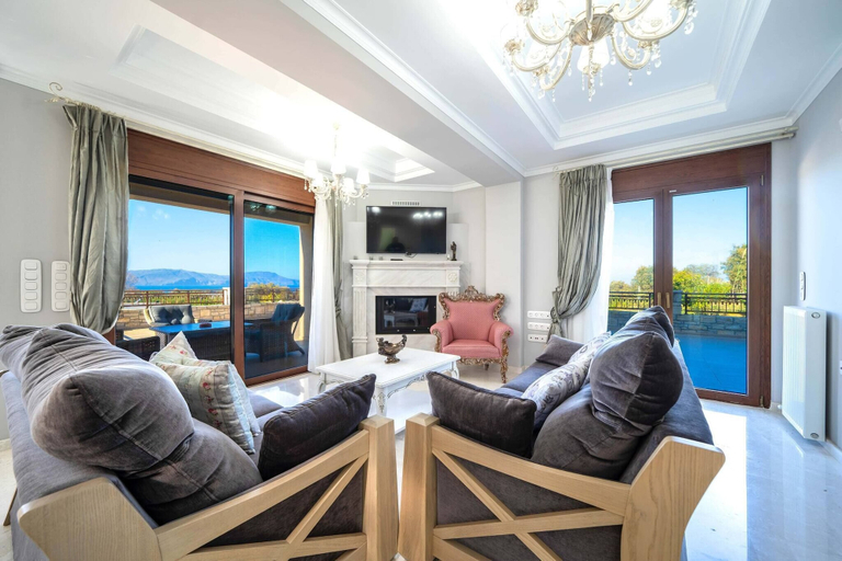 Living area 2, Karyo Villa,- 4bd, 3min On Foot From The Beach!, Crete
