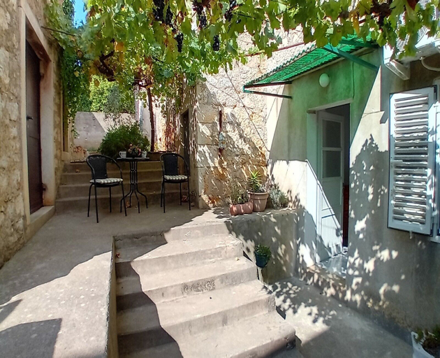 Terrace/patio 2, House Veli Iz Oldtown, Sali
