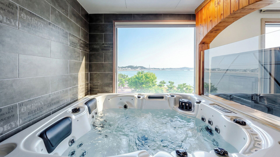 Room 5, Daebudo Dunia Spa Pension