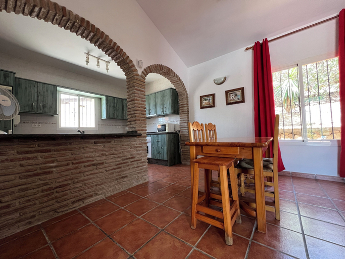 Living area 3, Cd-1383 Three Bedroom Villa With Pool, Málaga
