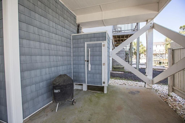Property grounds 4, Blue Pelican / 878 Ocean Blvd West 4 Bedroom Home, Brunswick