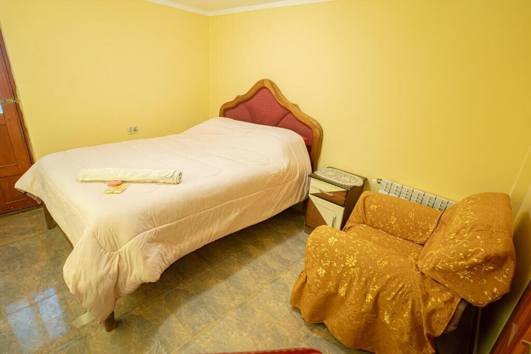 Others 3, Hostal Terra Sal, Antonio Quijarro