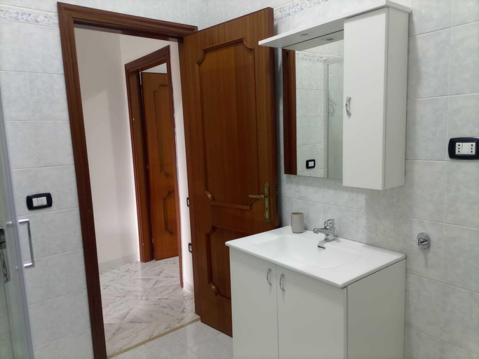 Bathroom 5, Room-b&b A Casa di Anto Eboli Vicino al, Salerno