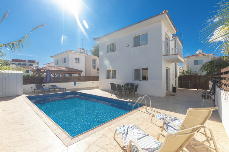 Sport & Beauty 1, Protaras Blue River Villa Br26