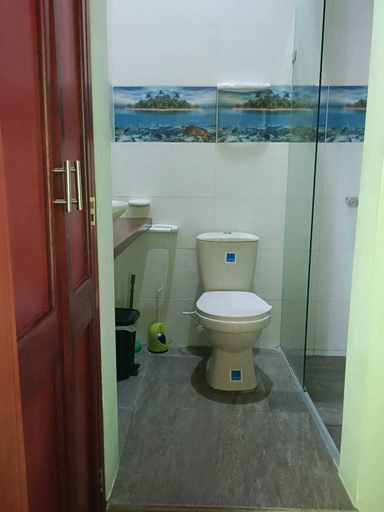 Bathroom 5, Charming 3-bedroom Apartment in Santiago de Tolú, Colombia, Tolú